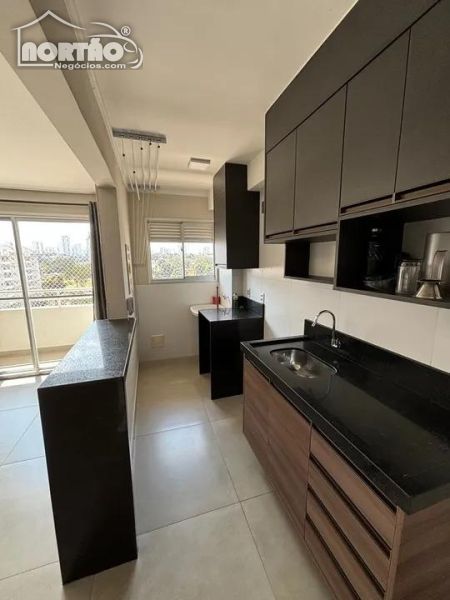 Casa à venda com 3 quartos, 70m² - Foto 6