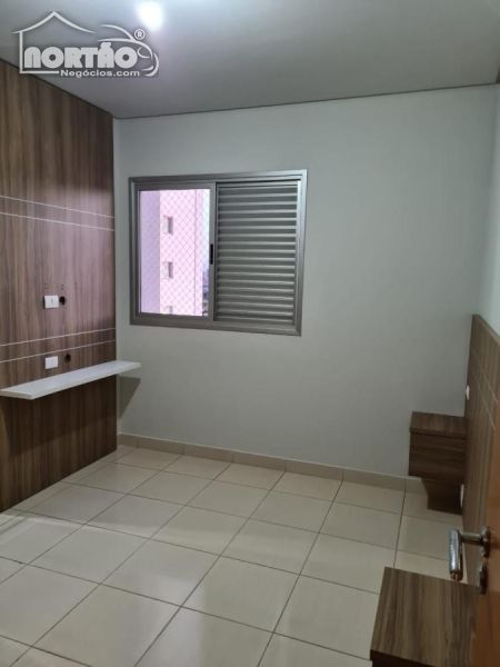 Casa à venda com 3 quartos, 101m² - Foto 4