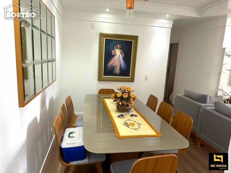 Casa à venda com 3 quartos, 108m² - Foto 5