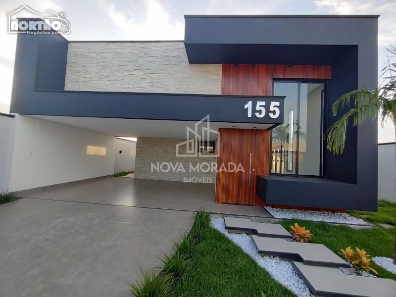 Casa à venda com 4 quartos, 175m² - Foto 2