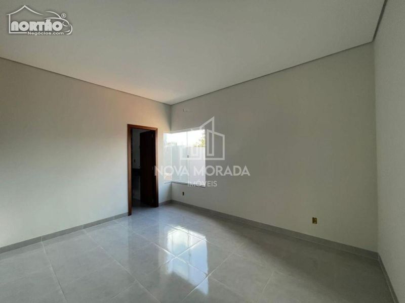 Casa à venda com 4 quartos, 183m² - Foto 6