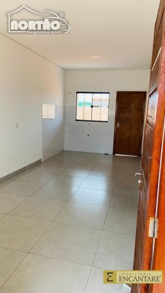 Casa à venda com 3 quartos, 63m² - Foto 6