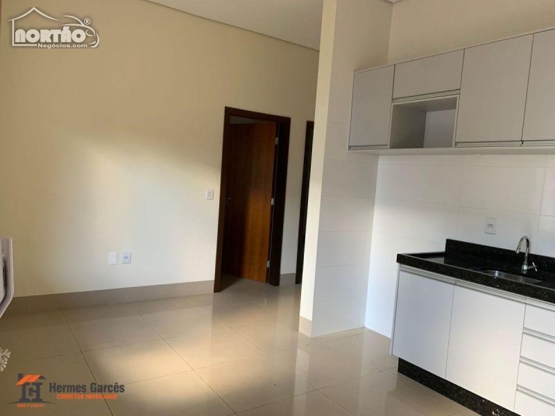 Casa à venda com 3 quartos - Foto 10