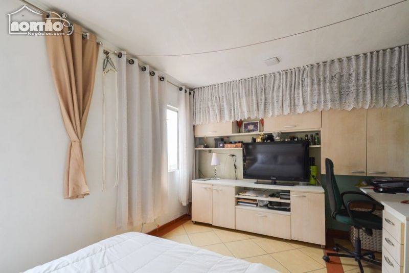 Casa à venda com 1 quarto, 48m² - Foto 8