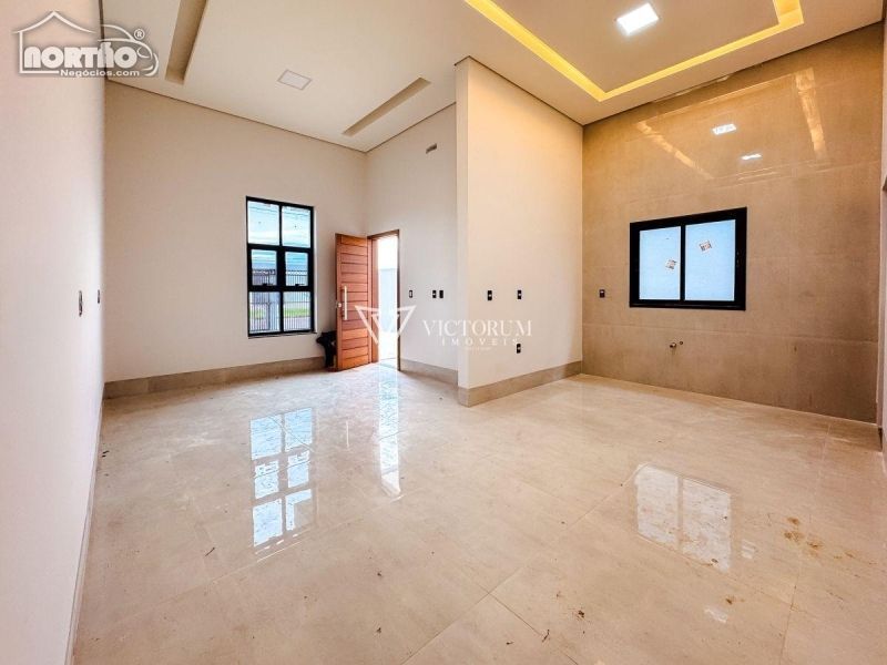 Casa à venda com 3 quartos, 87m² - Foto 4