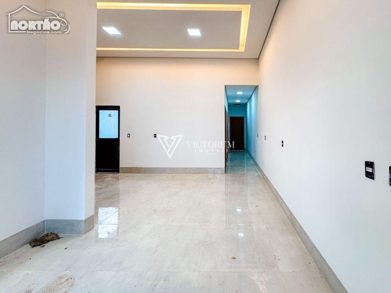 Casa à venda com 3 quartos, 87m² - Foto 5