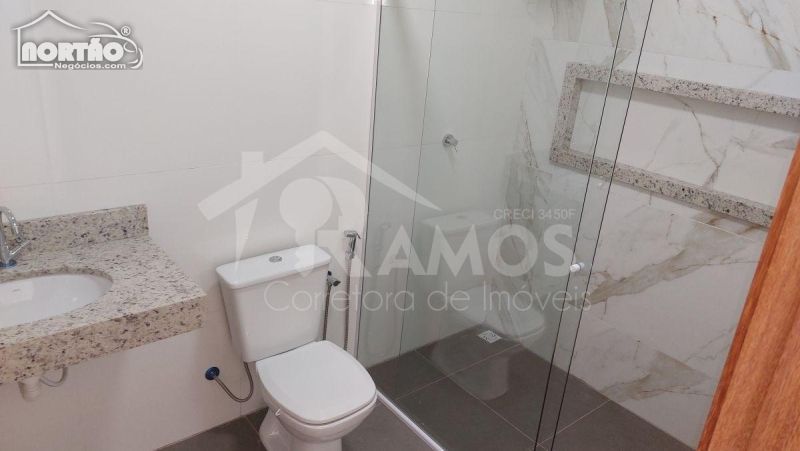 Casa à venda com 2 quartos, 117m² - Foto 9