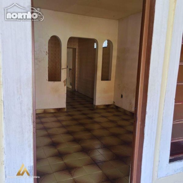 Casa à venda com 4 quartos, 95m² - Foto 10