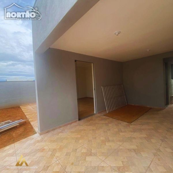 Casa à venda com 4 quartos, 220m² - Foto 8