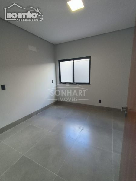 Casa à venda com 3 quartos, 102m² - Foto 5