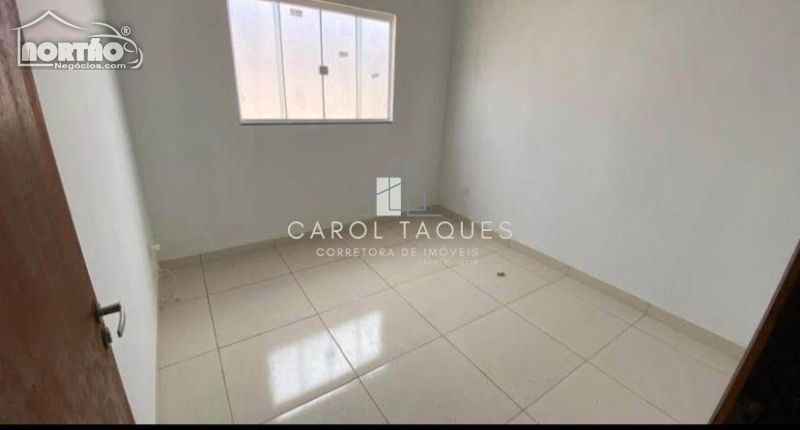 Casa à venda com 3 quartos, 60m² - Foto 5