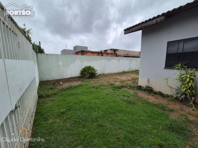 Casa à venda com 3 quartos, 140m² - Foto 3