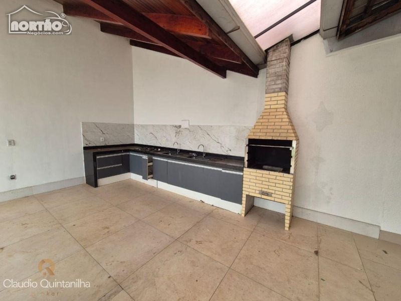 Casa à venda com 3 quartos, 140m² - Foto 6