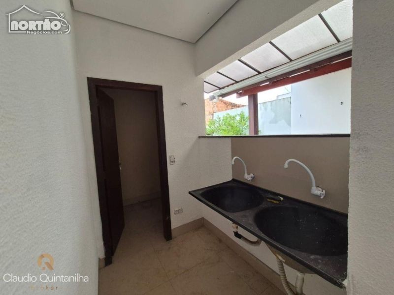 Casa à venda com 3 quartos, 140m² - Foto 7