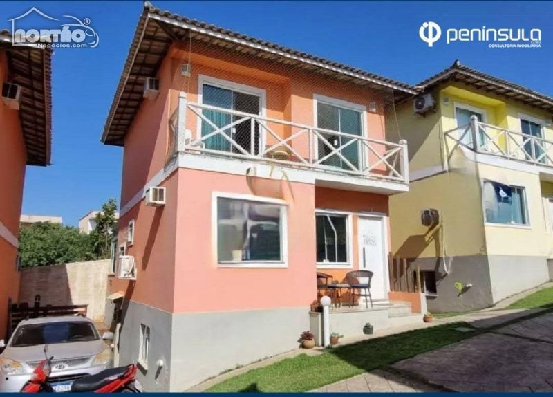 Casa à venda com 3 quartos, 116m² - Foto 1