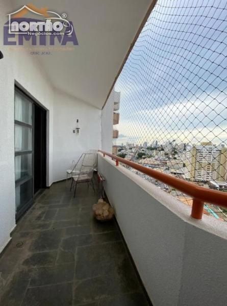 Casa à venda com 3 quartos, 253m² - Foto 5