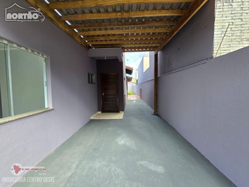 Casa à venda com 3 quartos, 133m² - Foto 4