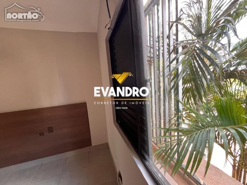 Casa à venda com 3 quartos, 90m² - Foto 6