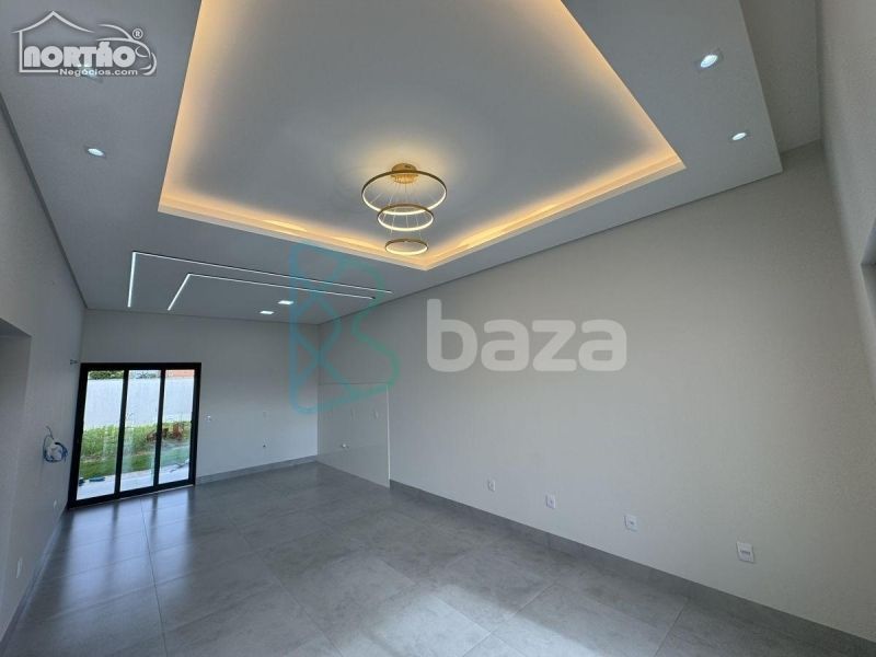 Casa à venda com 4 quartos, 107m² - Foto 9