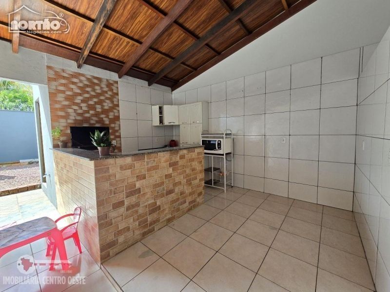 Casa à venda com 3 quartos, 164m² - Foto 8