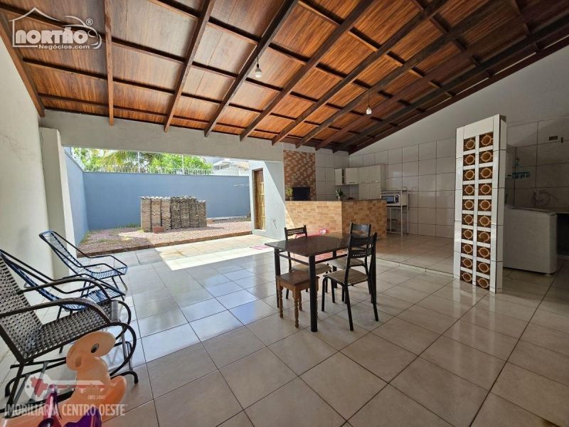 Casa à venda com 3 quartos, 164m² - Foto 9