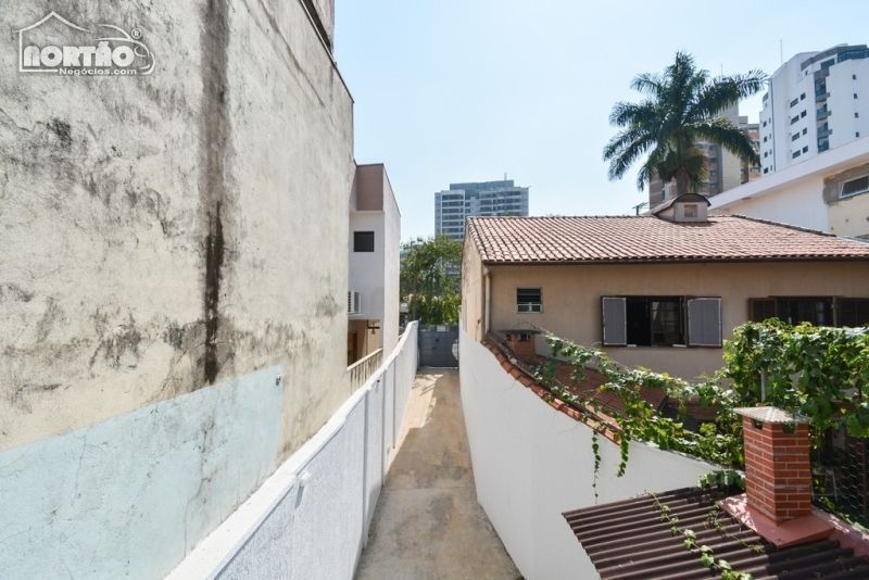 Casa à venda com 2 quartos, 126m² - Foto 8