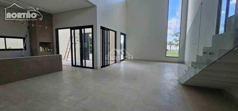 Casa à venda com 1 quarto, 261m² - Foto 7