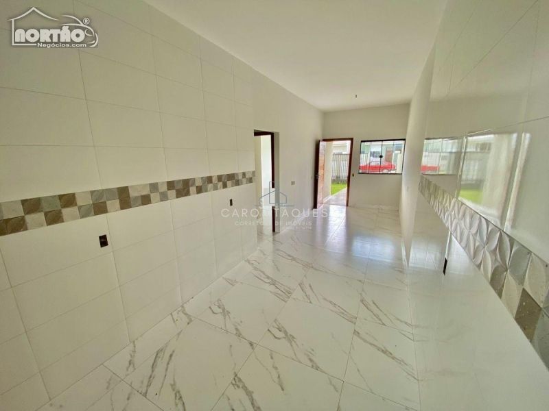 Casa à venda com 3 quartos, 54m² - Foto 3