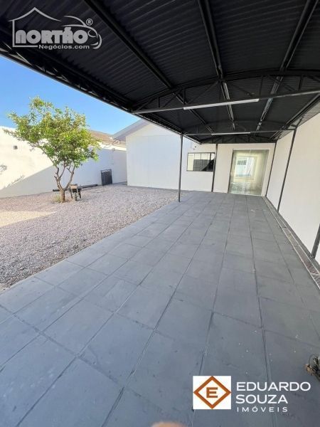 Casa à venda com 4 quartos, 173m² - Foto 2