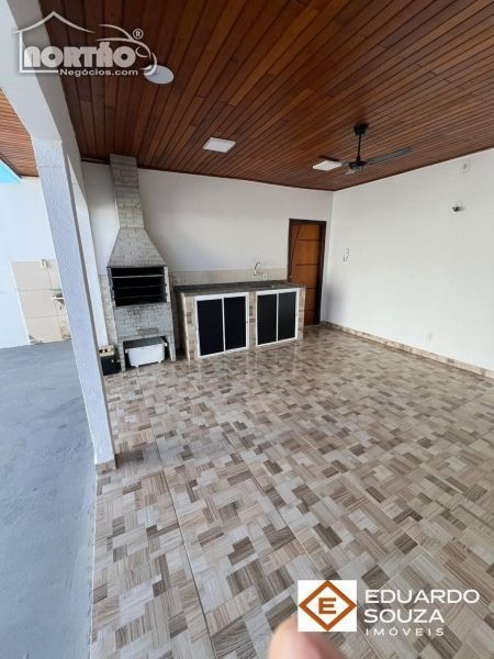 Casa à venda com 4 quartos, 173m² - Foto 6