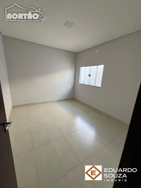 Casa à venda com 4 quartos, 173m² - Foto 9