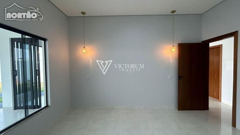 Casa à venda com 4 quartos, 130m² - Foto 10