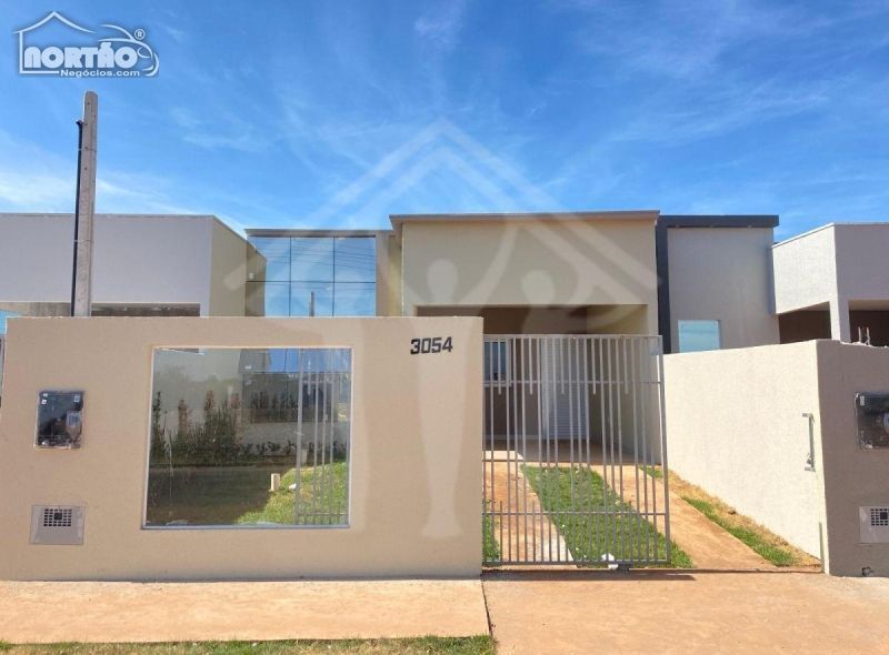 Casa à venda com 2 quartos, 91m² - Foto 1