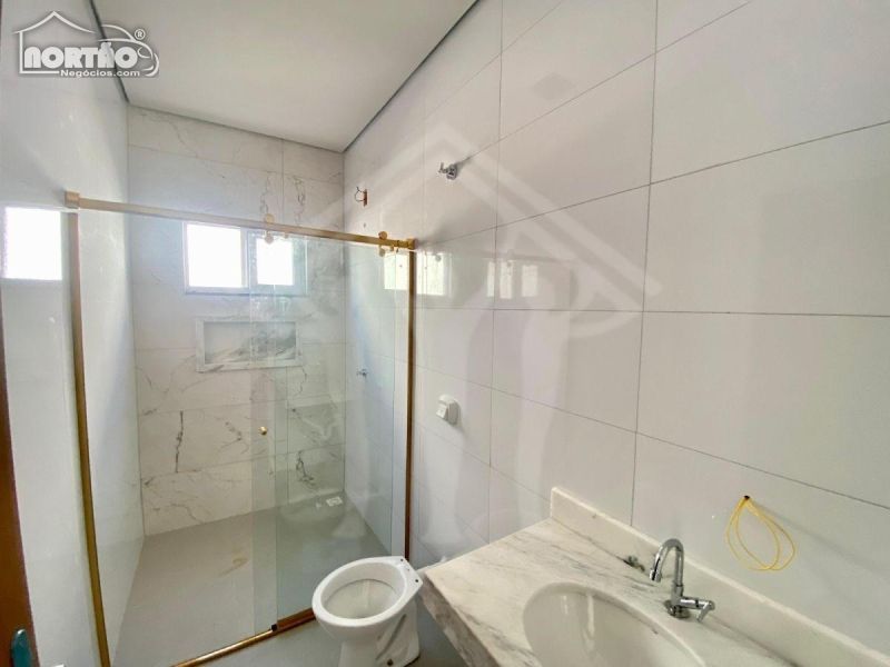 Casa à venda com 2 quartos, 91m² - Foto 6