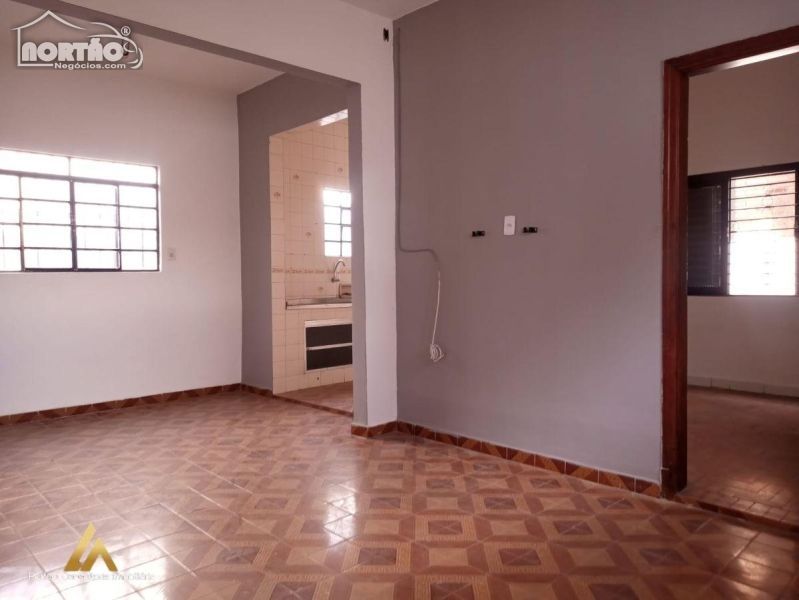 Casa à venda com 3 quartos, 150m² - Foto 5