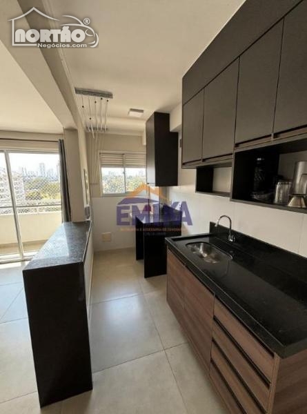 Casa à venda com 3 quartos, 70m² - Foto 5