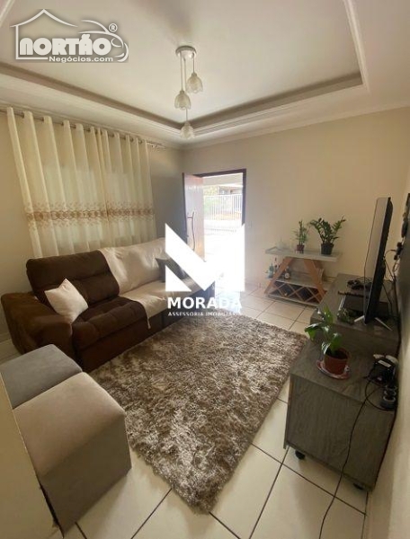 Casa à venda com 3 quartos, 190m² - Foto 4