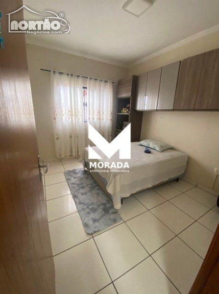 Casa à venda com 3 quartos, 190m² - Foto 7