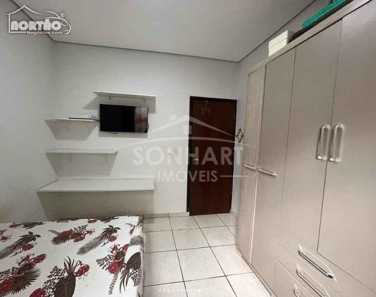 Casa à venda com 3 quartos, 114m² - Foto 4