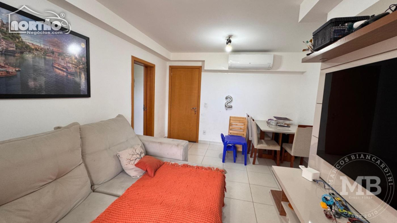 Casa à venda com 2 quartos, 62m² - Foto 5