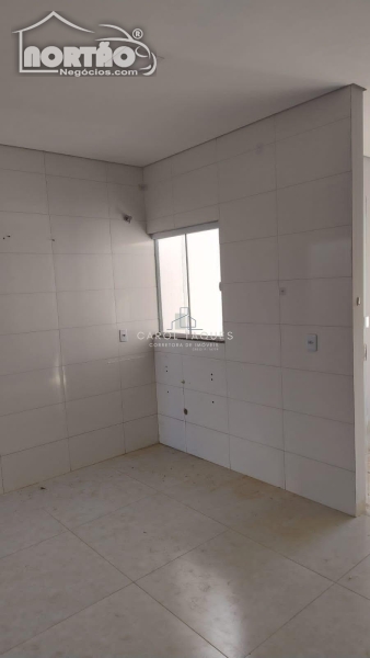 Casa à venda com 3 quartos, 51m² - Foto 6