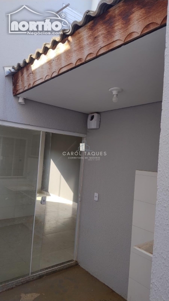 Casa à venda com 3 quartos, 51m² - Foto 10