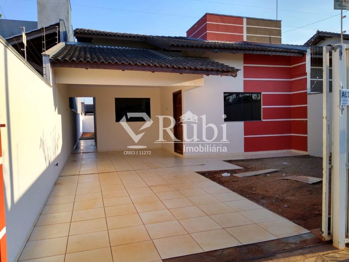 Casa à venda com 4 quartos, 170m² - Foto 1