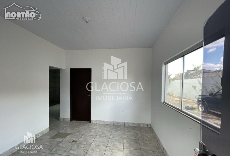 Casa à venda com 2 quartos, 128m² - Foto 3