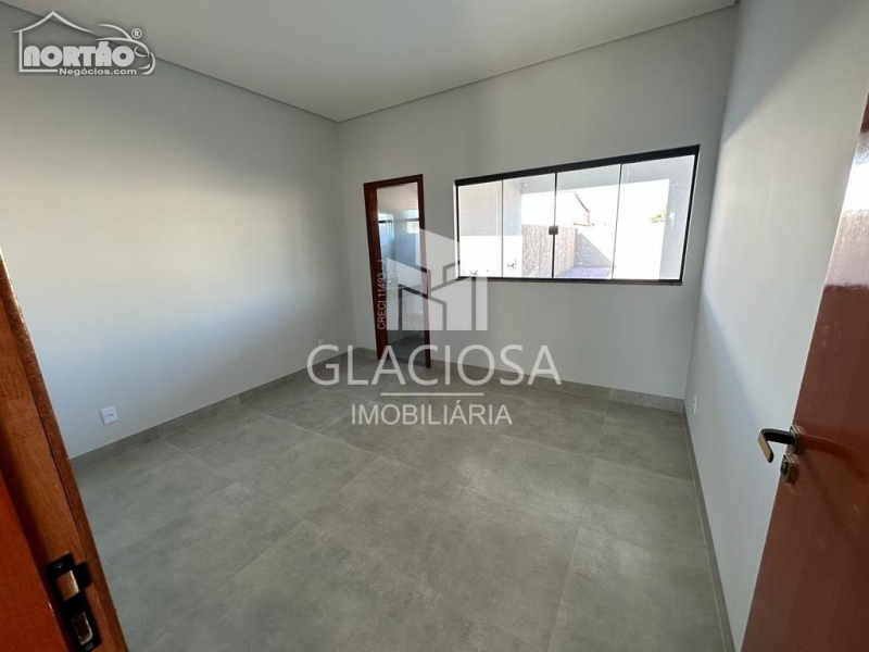 Casa à venda com 2 quartos, 89m² - Foto 7