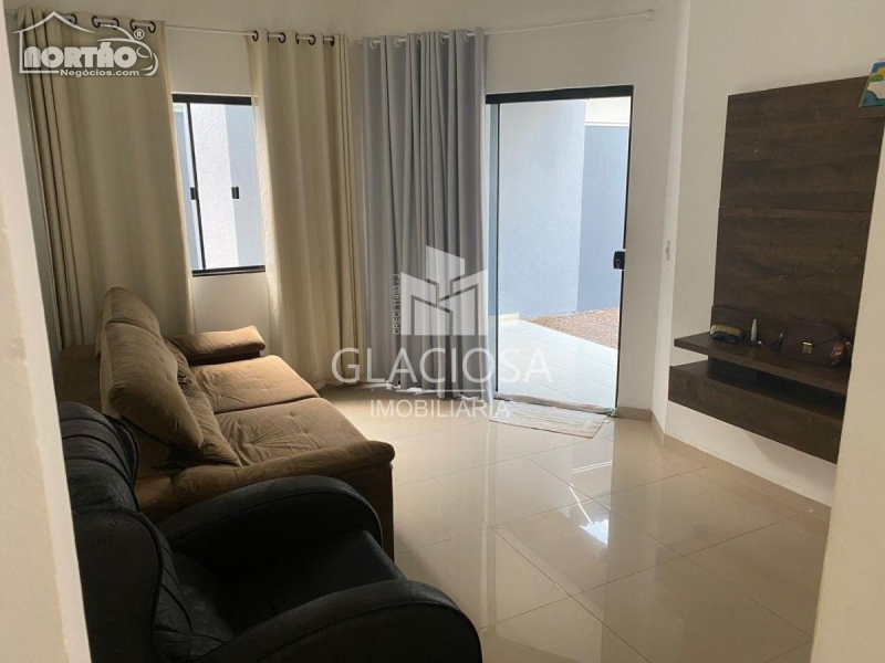 Casa à venda com 3 quartos, 85m² - Foto 9