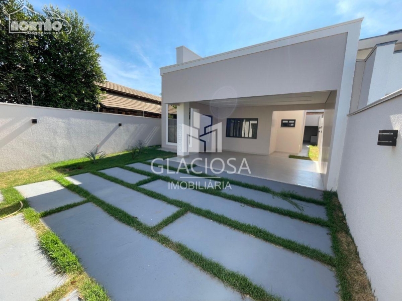 Casa à venda com 1 quarto, 203m² - Foto 1