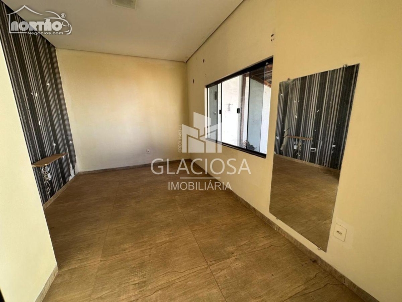 Casa à venda com 4 quartos, 106m² - Foto 9