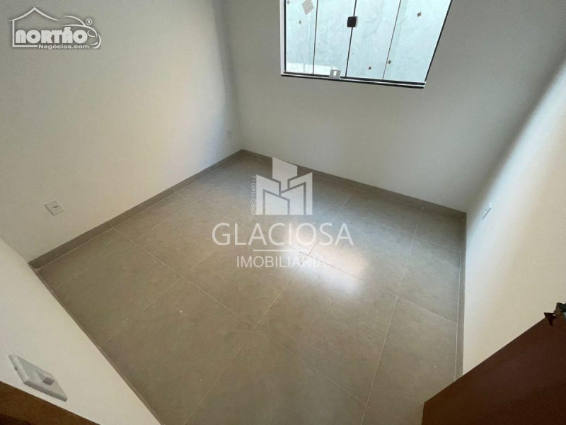 Casa à venda com 4 quartos, 100m² - Foto 6