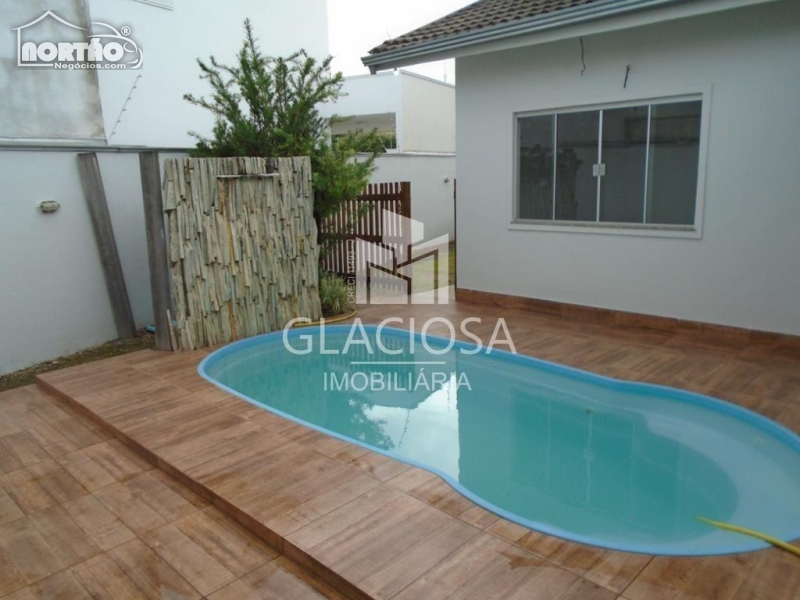 Casa à venda com 3 quartos, 151m² - Foto 5